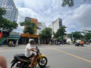 bán gấp siêu phẩm giá rẻ đường chu văn an p.12 quận bình thạnh dt nh 12m x 70m giá chỉ 68 triệu/m2