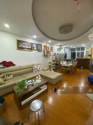 bán gấp cc h2 hoàng diệu, q.4, 69m2, 2pn, 2wc, giá 1 tỷ 950.