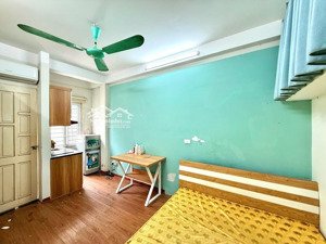 siêu hiếm! hơn 7 tỷ bán nhà mỹ đình từ liêm,lô góc 3 thoáng dân xây 6 tầng thông sàn,ô tô qua nhà