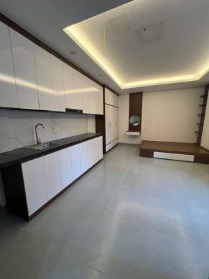 bán chính chủ 70m2 sổ đầy đủ vị trí vip