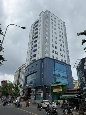 văn phòng q3 giờ 24/7 giá 32 triệu (92m2) tòa nhà văn phòng mặt tiền kỳ đồng