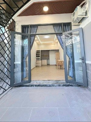 hẻm xe hơi, 86m2, ngay trường chinh, trần thái tông, 3 tầng, loanh quanh 10tỷ
