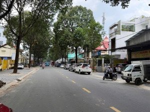 bán mtkd xôm thích quảng đức 3 tầng hoàn công cách ql13 300m, giá mềm nhất đường