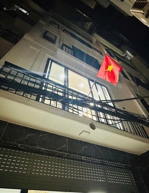 bán nhà lạc long quân, gara ô tô, nhà đẹp dân xây, nội thất sang xịn - 5t, 45m2, nhỉnh 17 tỷ