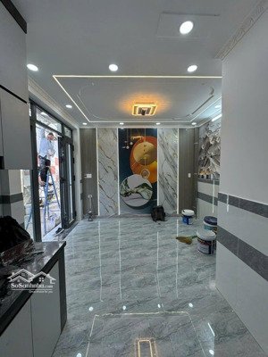 nhà mới đẹp sổ riêng mua vào ở liền q12. giá 2.79 tỷ