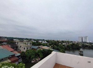 nhà 5 tầng gần hồ yên duyên 23,5m2-4,4 tỷ-gần phố