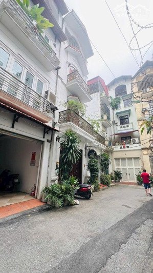 bán nhà lâm du - khu vực hiếm bán - phân lô- biệt thự mini - ô tô tránh- giá 30.7 t