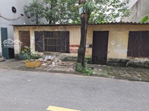 bán đất tặng nhà c4 120m2, khu giãn dân yên viên, sát khu tđc mới, sát vin yên thường,đường 10m