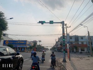 đất tại khu đô thị trảng bom, 100m2, giá 1 tỷ 550 triệu. lh: 