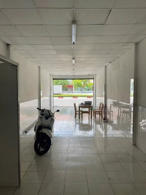 bán gấp trong tháng - bán nhà cộng hòa 71m² 2 tầng - 33.5 tỷ