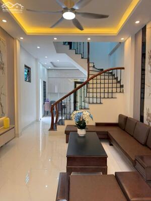 Bán căn góc 3 tầng nhà ngõ đường Ngô Quyền, ph Thanh Bình, TP HD, 43.7m2, 3 ngủ, 3 vs