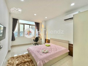 cho thuê căn hộ 1pn tách bếp cửa sổ rộng 40m2, hầm xe thang máy, gần đại học hoa sen q10