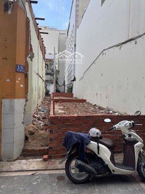 khu vip sân bay,lô đất đẹp 4m*13m vuông 2 mặt tiền- hẻm xe hơi thông, sát mặt tiền phổ quang