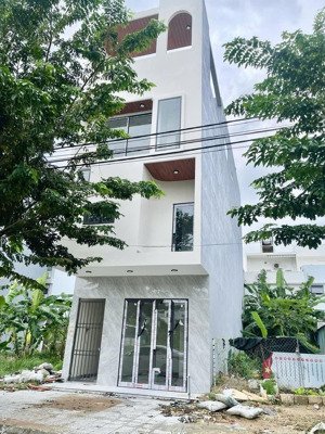 bán nhanh toà nhà căn hộ cho thuê 4 tầng, 10 phòng tại diên hồng hoà xuân, giá đầu tư chỉ 9,2 tỷ!