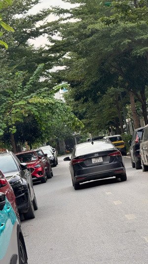 bán gấp nhà khu phân lô ô tô tránh -trích sài dt;60m2- hồ tây