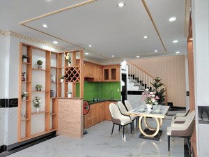 chốt ngay mới kịp - siêu phẩm ngay chợ hiệp thành, nguyễn ảnh thủ q12 - 4 tầng full nội thất