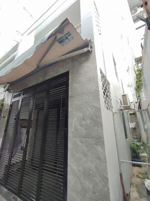 NHÀ ĐẸP NƠ TRANG LONG, 2 Tầng 3PN 55m2(4.1 x 14), giá 7.x ty