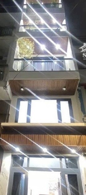 siêu phẩm nhà phố cao cấp quận 10 ngay cmt8 bên hà đô-5 tầng mới đẹp tặng nội thất cc. giá 12,78 tỷ