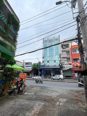 mặt tiền xe tải 1 sẹc lê văn quới - 52 m2- hơn 4 tỷ