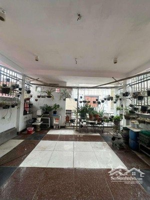 14,5 tỷ phân lô oto đỗ cửa ,nhà 5 tầng 45 m2