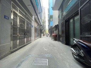 phân lô ô tô đỗ cửa phố trịnh đình cửu nhà đẹp 2 thoáng dân xây ở ngay 3nhà ra phố 50m x4t