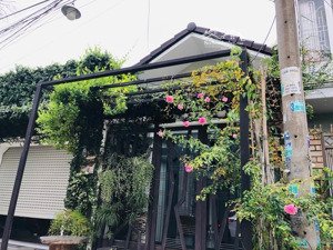 chính chủ bán nhà biệt thự đg 23,dt;123m2 giá 13,8 tỷ ,hbc,tđ lh: 