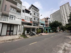 bán đường nội bộ khu tên lửa, dt 5 x 20m, 3.5 tấm, 12.3 tỷ. (tín hưng)