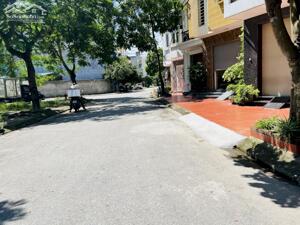 Bán lô đất 72m hướng ĐN giá tại khu TĐC Hồ Đá, Sở Dầu, giá chỉ 56,5tr/m LH 0979087664