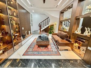 bán nhà tây sơn, đống đa, gần ô tô, view hồ cực thoáng mát, ở hay cho thuê đều hợp lý, 6 tầng