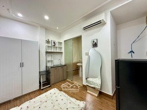 studio xinh xắn full nt- thang máy- an ninh ngay etown- khu k300 tân bình