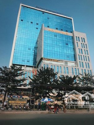 bán gấp nhà 4.5 tầng mặt đường trần nguyên hãn 94.6m², vị trí đẹp gần cao đẳng y, giá 16.5 tỷ