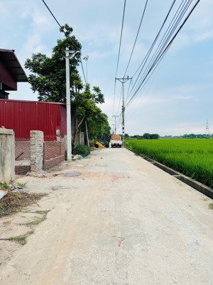 bán lô đất đẹp nhất nhì bìa làng thạc quả, dục tú