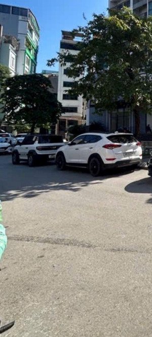 bán nhà đẹp mễ trì xây mới 10m ra oto. ngõ thông . 36m2. 5 tầng . mặt tiền 5m . giá 7,9 tỷ