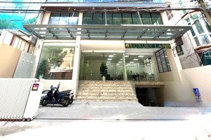 chính chủ cho thuê mbkd 120m2 mặt phố hoàng ngân - nguyễn thị định - mt rộng 12m