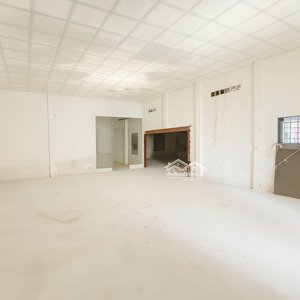 cho thuê kho lĩnh nam, 200m2, sân 50m2, điện 3pha, ngõ xe tải 10 tấn, giá 18 triệu