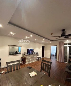 giỏ hàng căn hộ 3pn tại seaview. 115m2 giá 3tỷ5 nhà đẹp - 137m2 giá 3tỷ75. lh: ms. thuỳ 