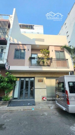 nhà phố vừa ở vừa kinh doanh được- đường số rộng 12m của lý phục man - sổ hồng hoàn công giá 7,9 tỷ