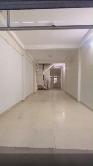 mặt tiền kinh doanh gần cđ công thương - kcn tân bình - aeon - etown cộng hoà