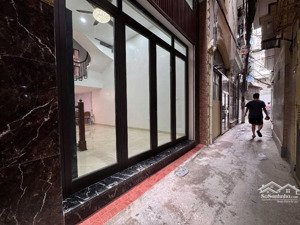 ##phố_lê_thanh_nghị - cách 30m ra phố - 5 tầng + 1 lửng - mặt tiên 4m vị trí đắc địa