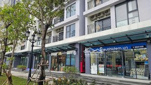 bán shop chân đế sát sảnh vinhomes smart city 43m2 - dòng tiền 550tr một năm - hỗ trợ vay ngân hàng