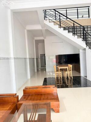 BÁN NHÀ 2 TẦNG ĐẸP MT PHAN TRIÊM – HÒA XUÂN – GIÁ TỐT