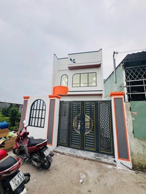 cần xoay vốn gấp mở công ty bán gấp nhà sau chợ bình chánh