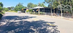 đất vip mặt tiền tthc chơn thành ngay cổng khu becamex chơn thành, mặt đường nhựa dt 500m2 sổ sẵn.