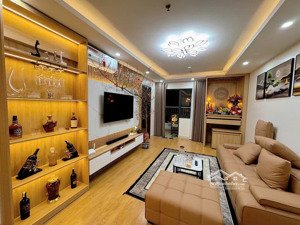 bán căn 2 phòng ngủ chung cư v-city nội thất cực đẹp