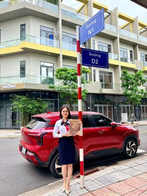 bán căn góc 322m2 giá 11.826 tỷ nhà phố bcons univalley tại làng đại học tphcm.