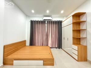 BÁN CĂN HỘ DỊCH VỤ ĐỐNG ĐA, 7 TẦNG THANG MÁY, NGÕ THÔNG RỘNG, GẦN NHIỀU TRƯỜNG ĐẠI HỌC.