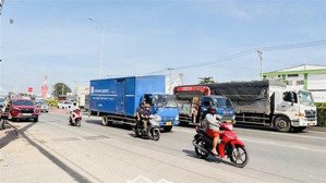 xưởng sản xuất mỹ phẩm - mặt tiền quận 12 - dt 1300m2 - 17x77m - 4t - 1 đời chủ - hơn 35 triệu/m2