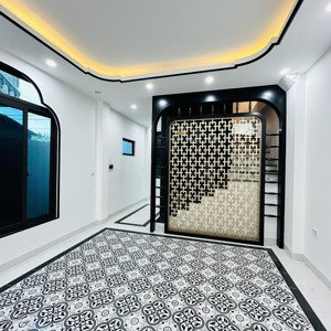 6.x tỷ- sở hữu nhà tây mỗ- thang máy xịn - gần ô tô