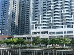 bán shophouse d-aqua , quận 8., 83m2 , thông tầng rộng thoáng , giá 5 tỷ . lh : oanh