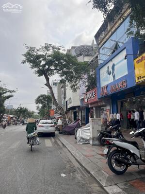 Bán nhà vị trí đẹp nhất mặt đường Trần Nguyên Hãn, DT 43m2 mt 4,3m giá bán 12,8 tỷ